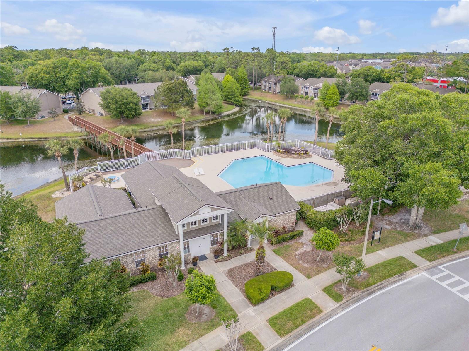 Image 35 of 50 For 160 Reserve Circle 204