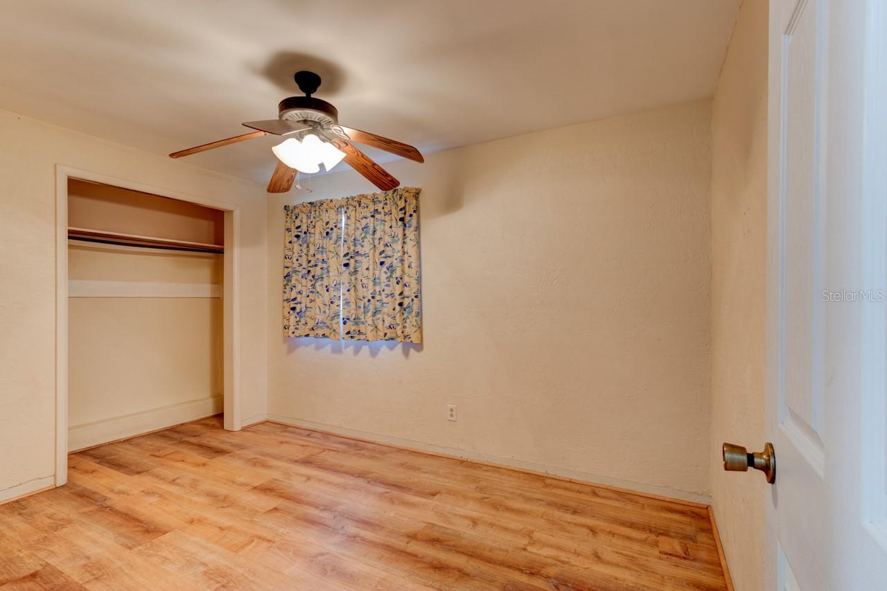 Image 13 of 20 For 1302 Westwood Drive