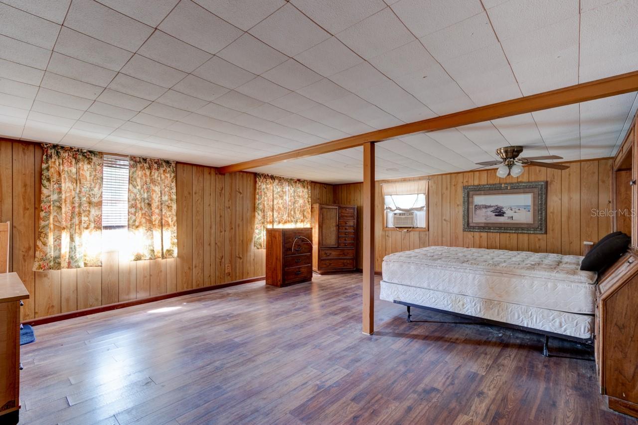 Image 5 of 20 For 1302 Westwood Drive