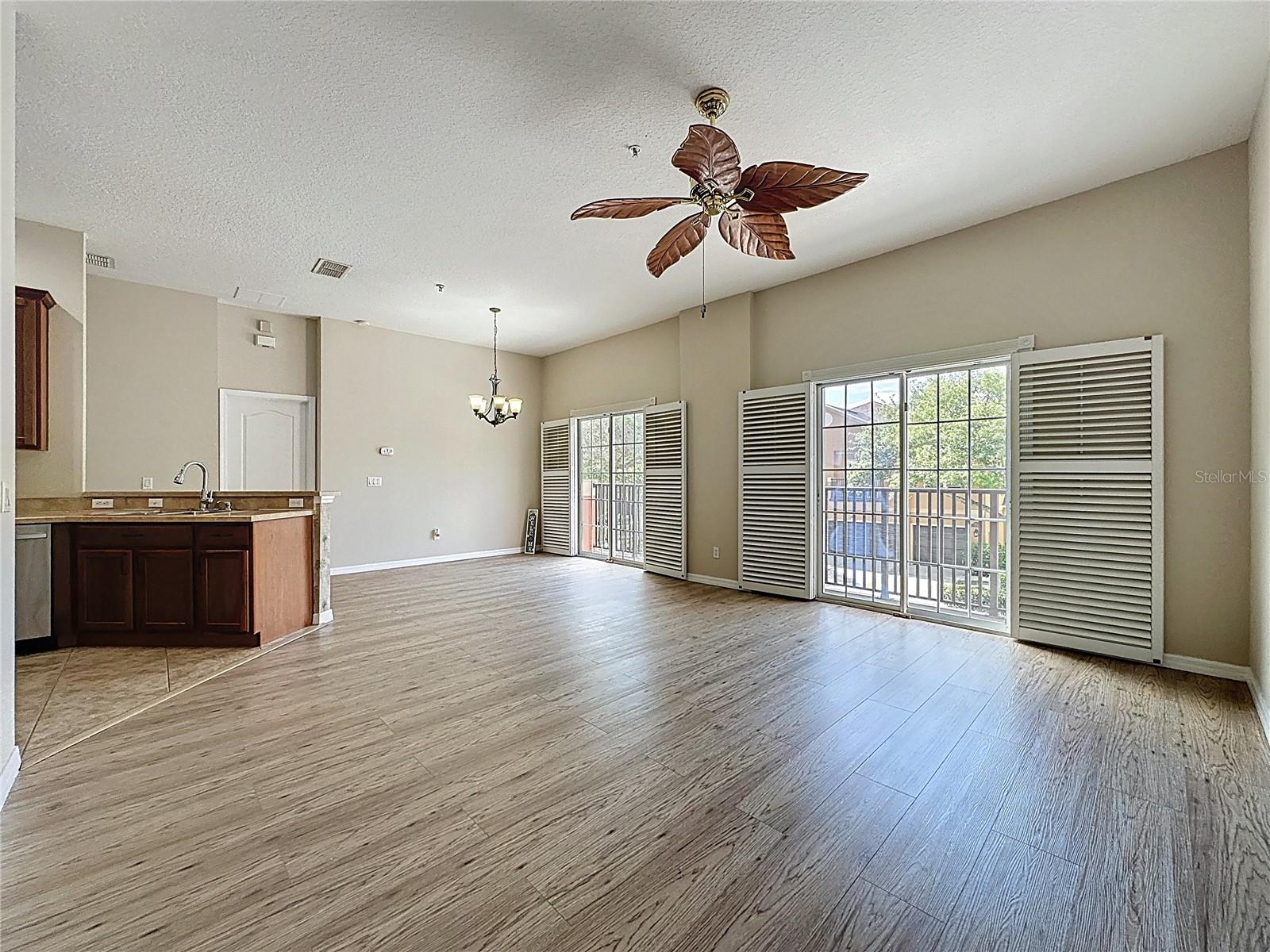 Image 39 of 63 For 3311 Pine Oak Trail