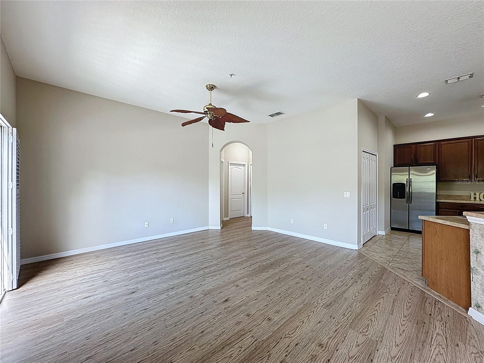 Image 41 of 63 For 3311 Pine Oak Trail