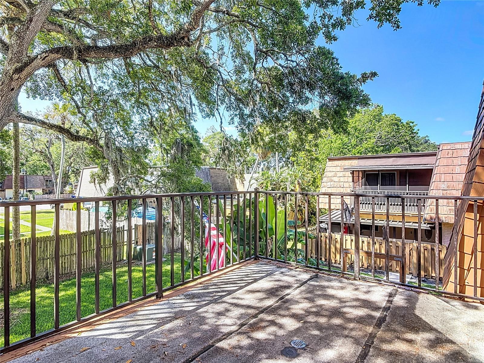 Image 23 of 44 For 95 Moonstone Court