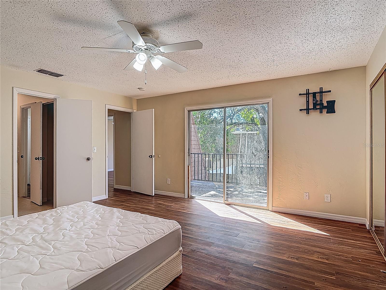Image 40 of 44 For 95 Moonstone Court