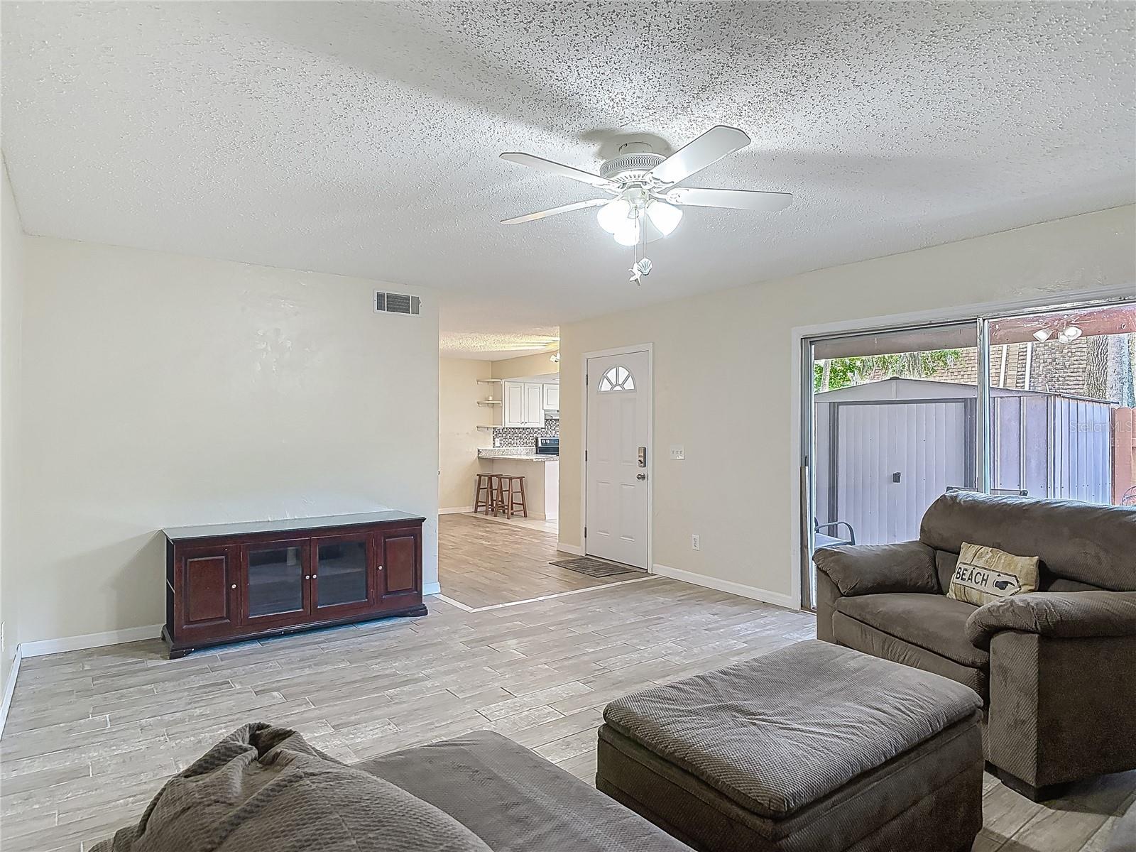 Image 8 of 44 For 95 Moonstone Court