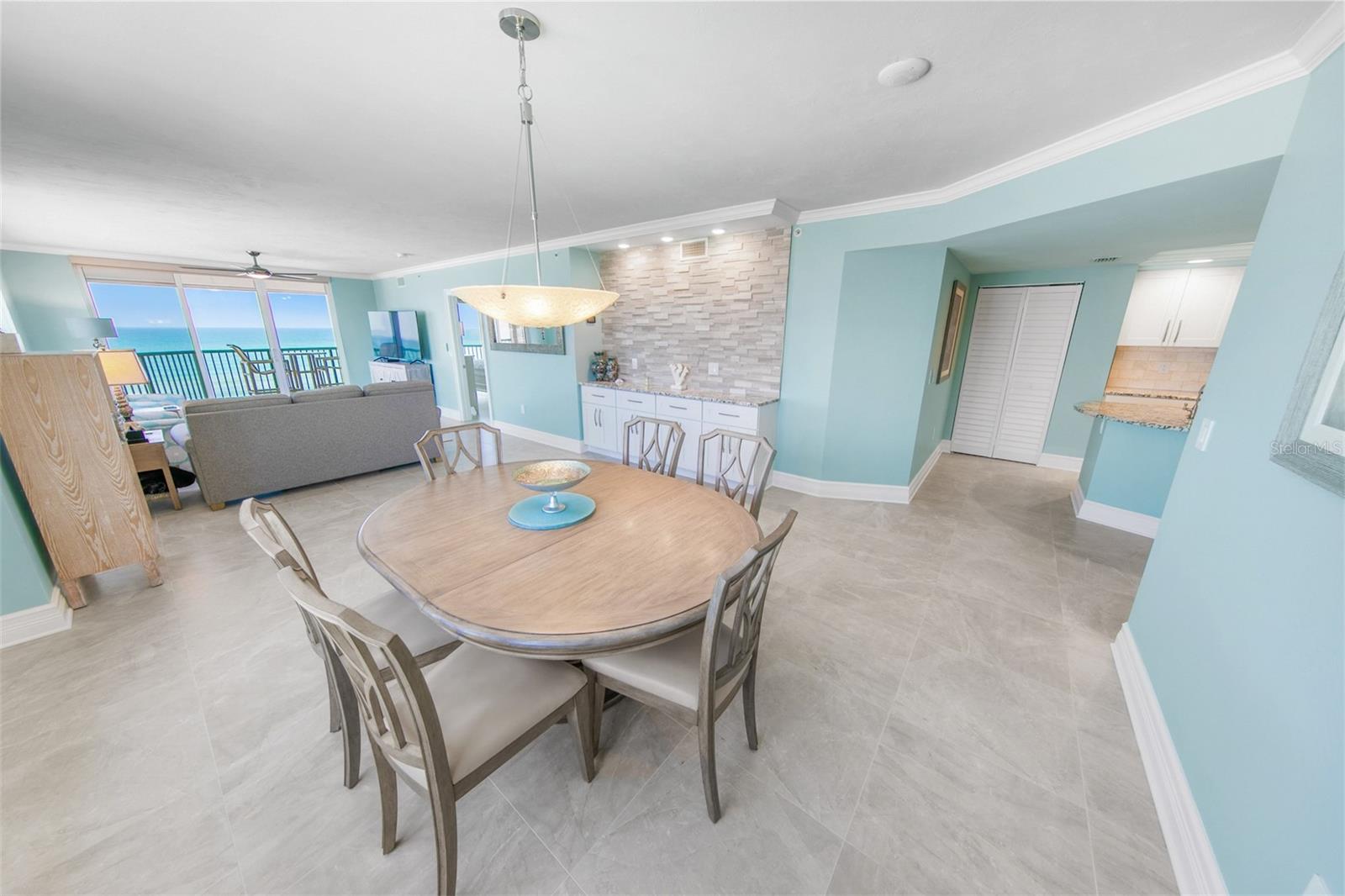 Image 10 of 55 For 3311 Atlantic Avenue 801