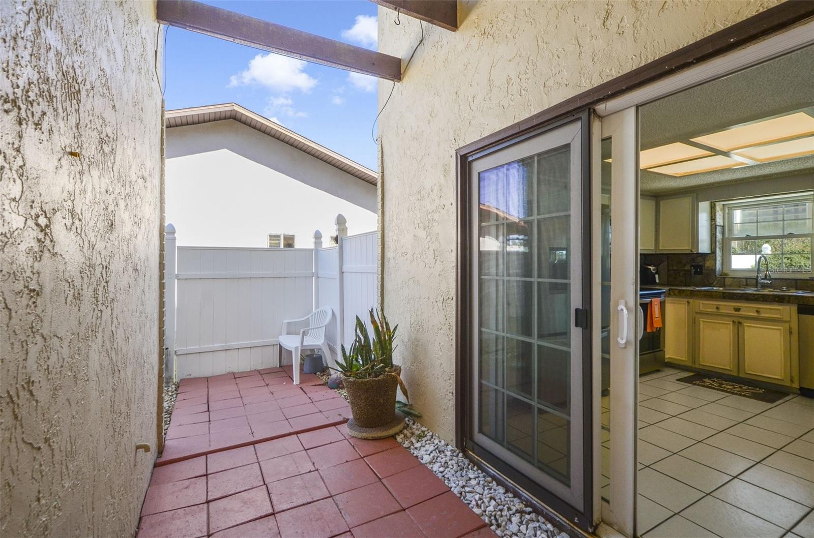 Image 23 of 27 For 3833 Sandstone Court