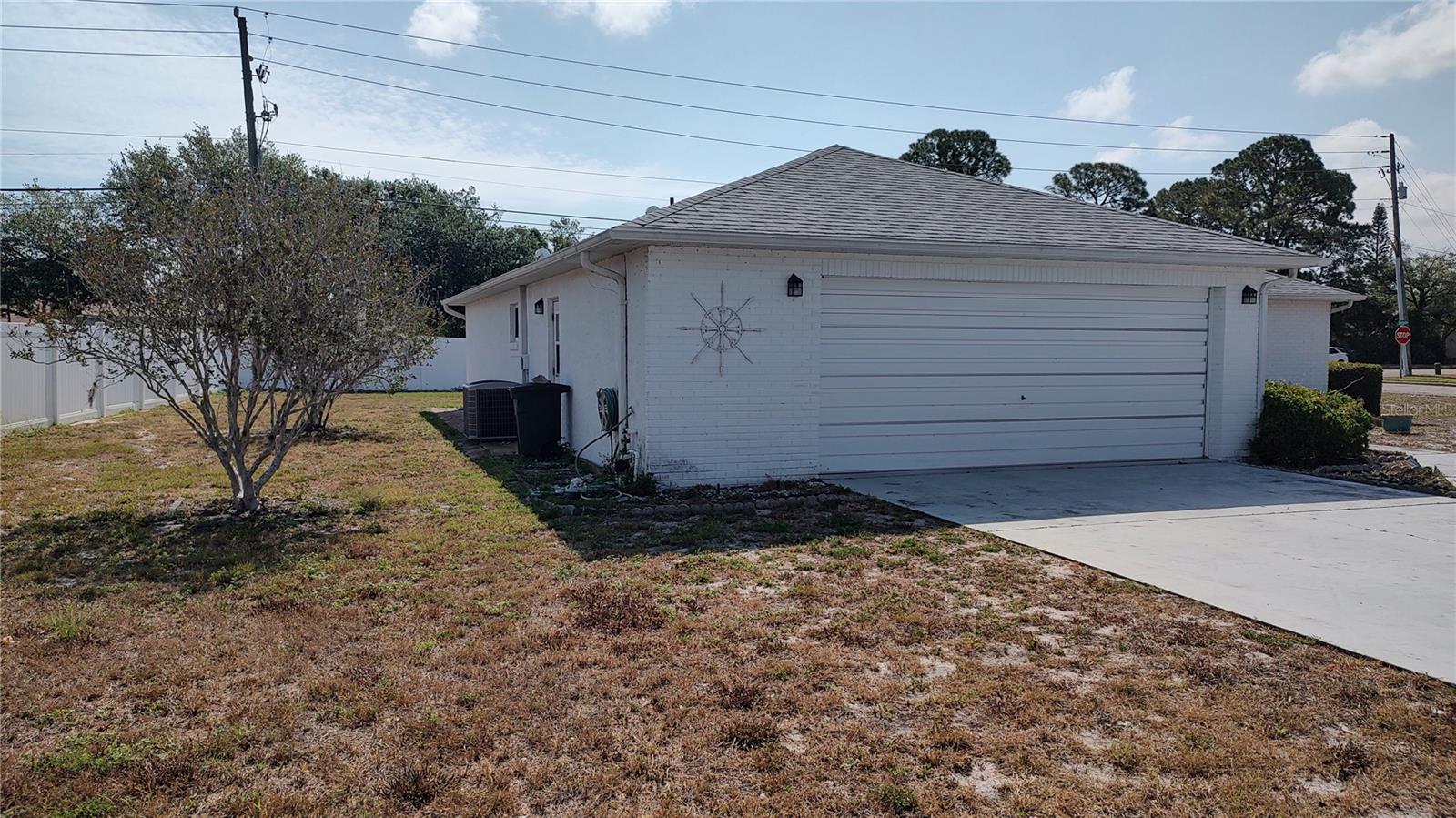 Image 2 of 12 For 1077 Willow Wood Drive