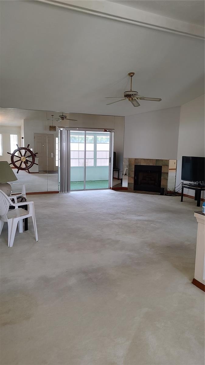 Image 5 of 12 For 1077 Willow Wood Drive