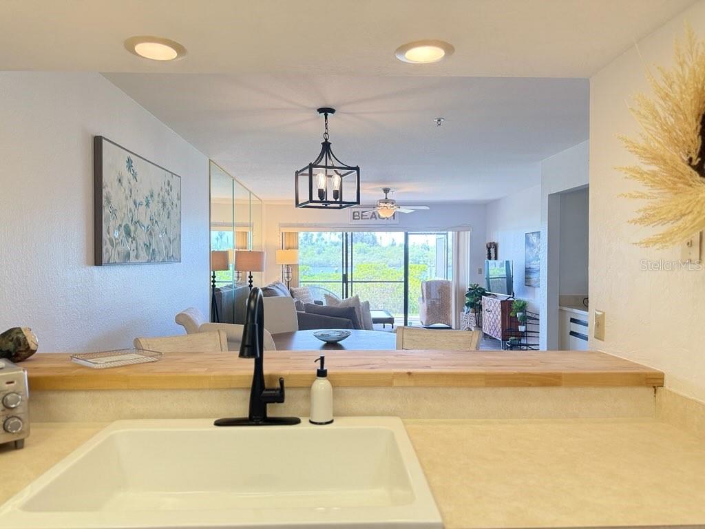 Image 5 of 44 For 460 Bouchelle Drive 104