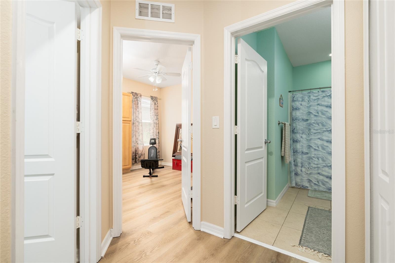 Image 16 of 38 For 1748 Savannah Lane