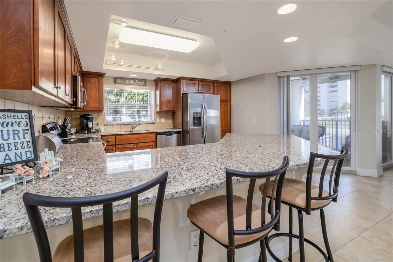 Image 11 of 41 For 5300 Atlantic Avenue 17-207