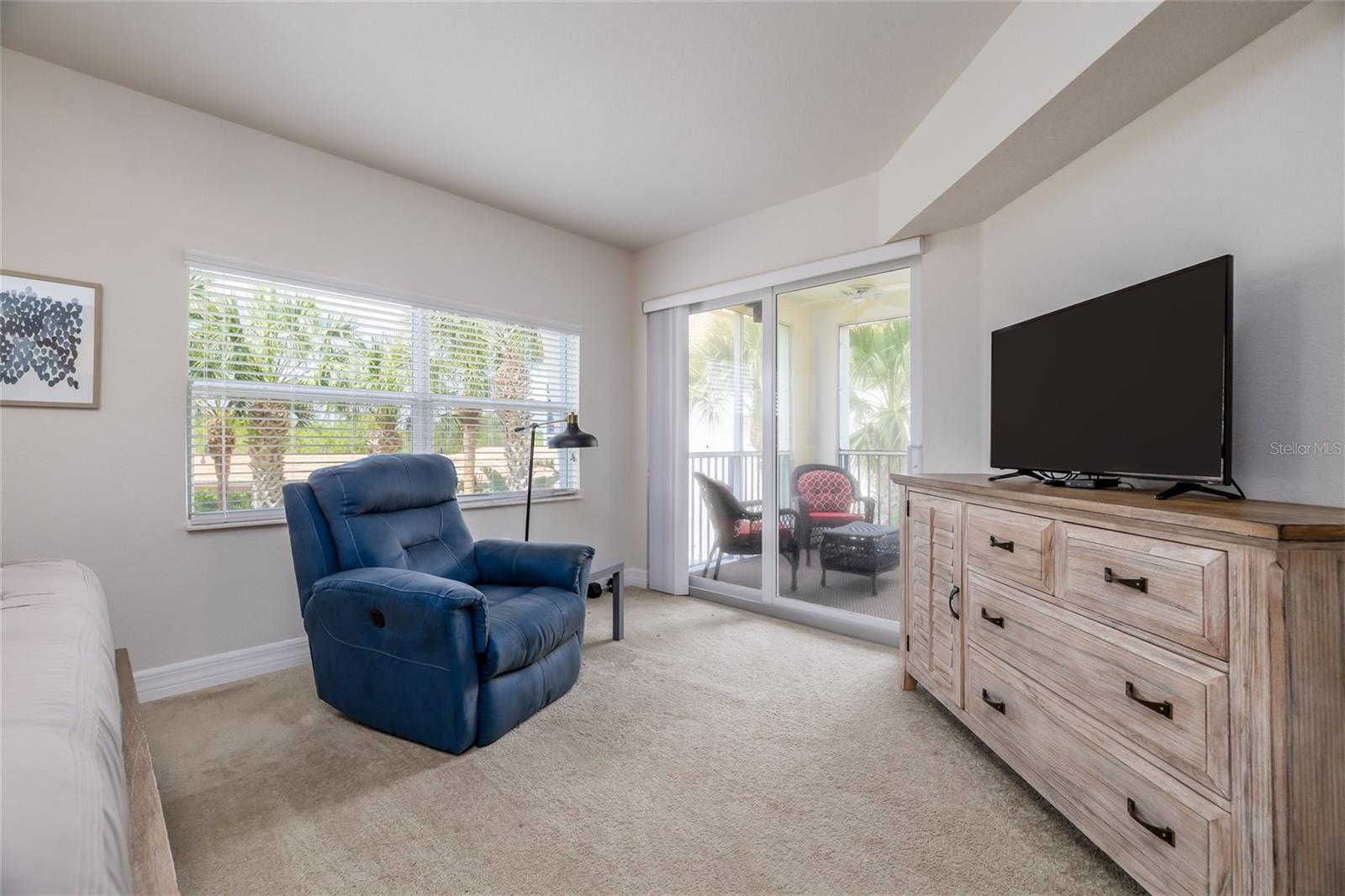 Image 15 of 41 For 5300 Atlantic Avenue 17-207