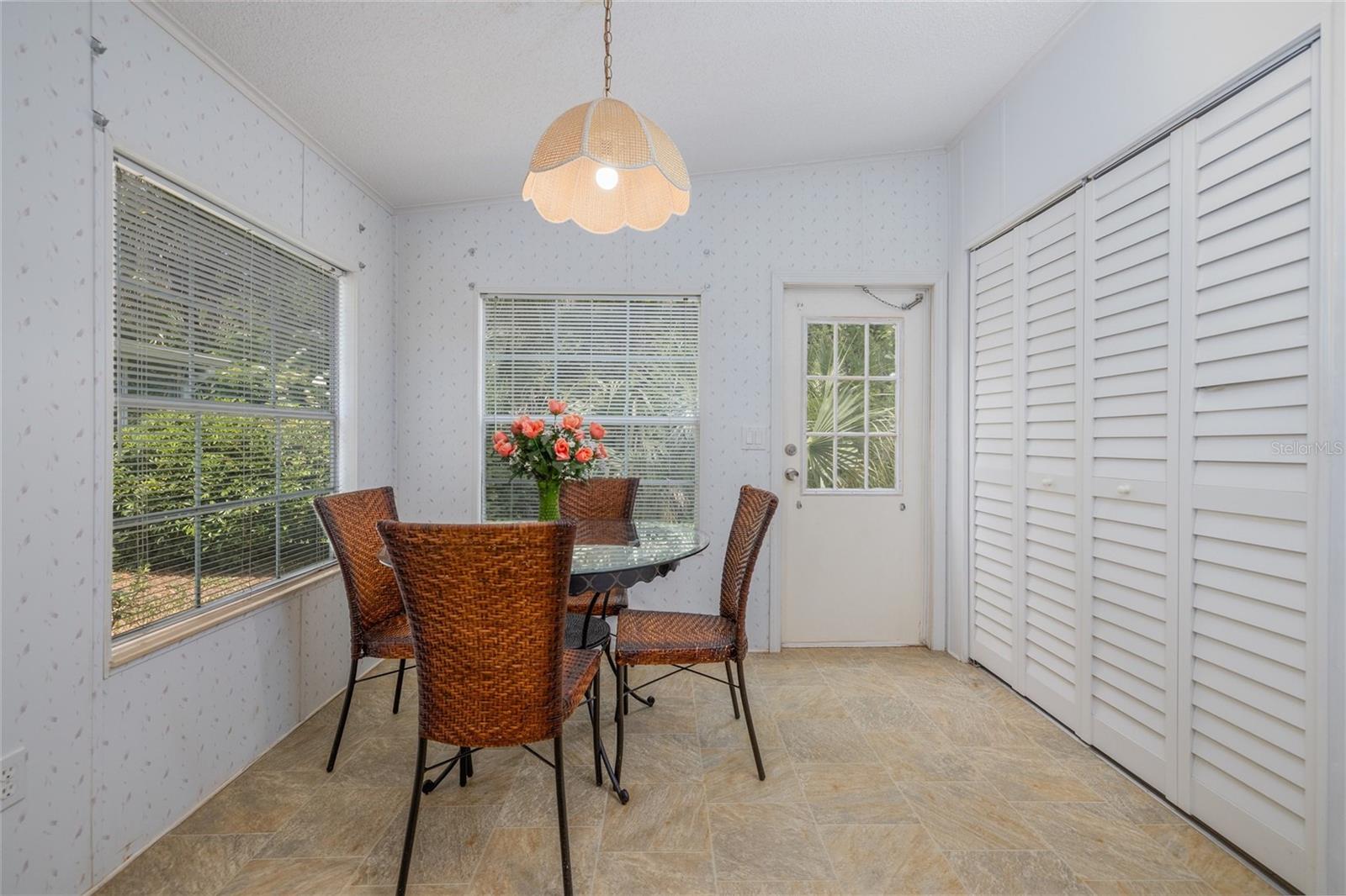 Image 20 of 49 For 509 Starboard Avenue