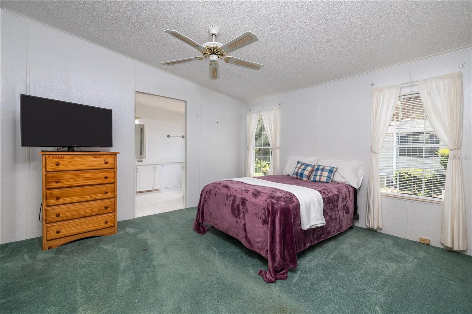 Image 22 of 49 For 509 Starboard Avenue