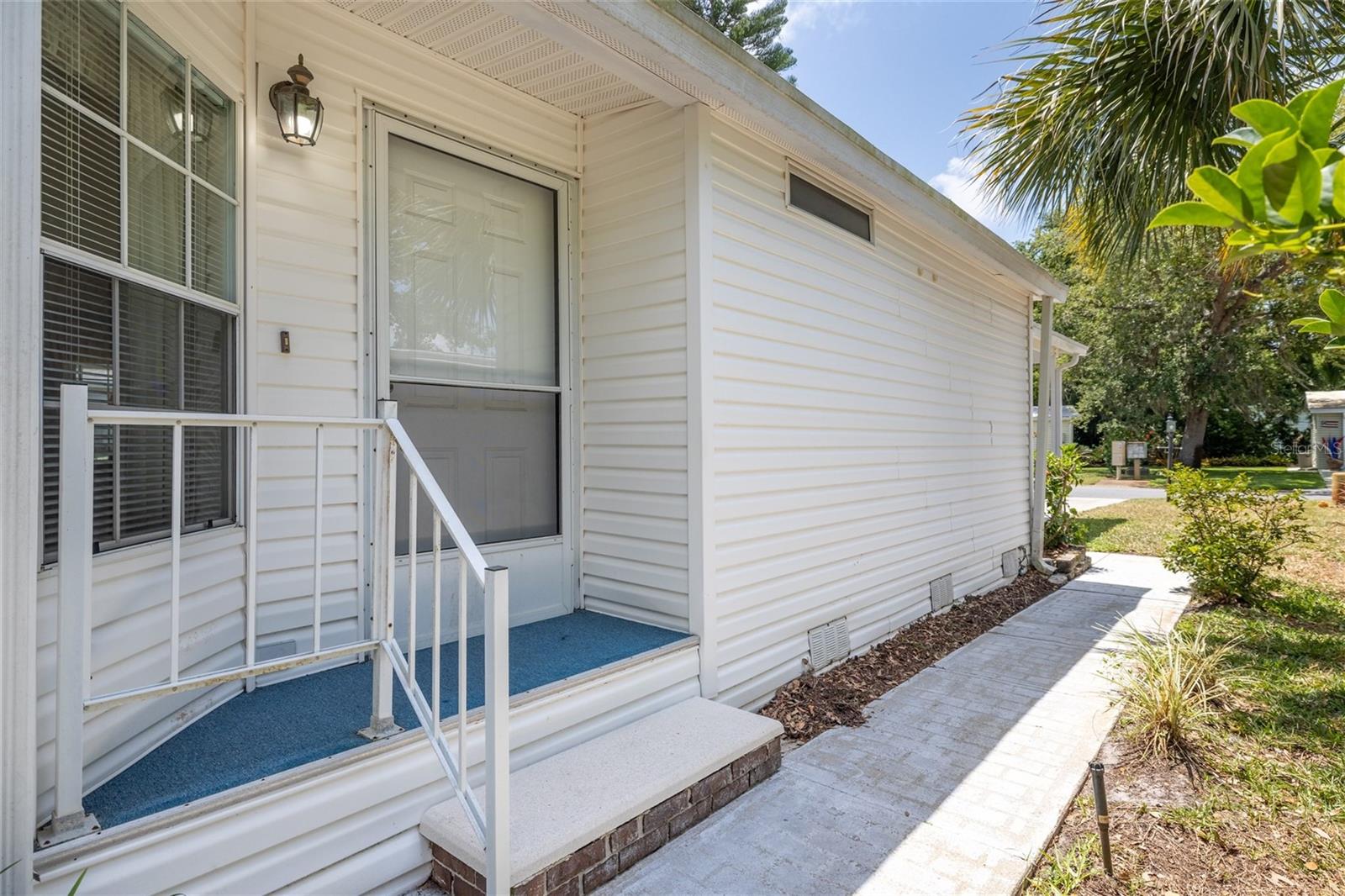 Image 4 of 49 For 509 Starboard Avenue