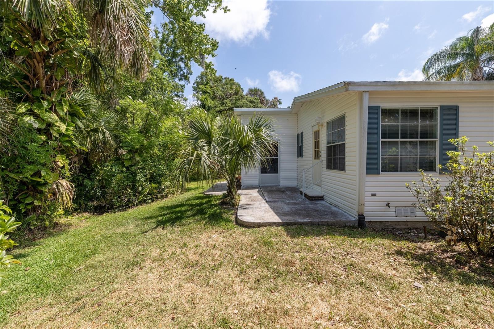 Image 6 of 49 For 509 Starboard Avenue