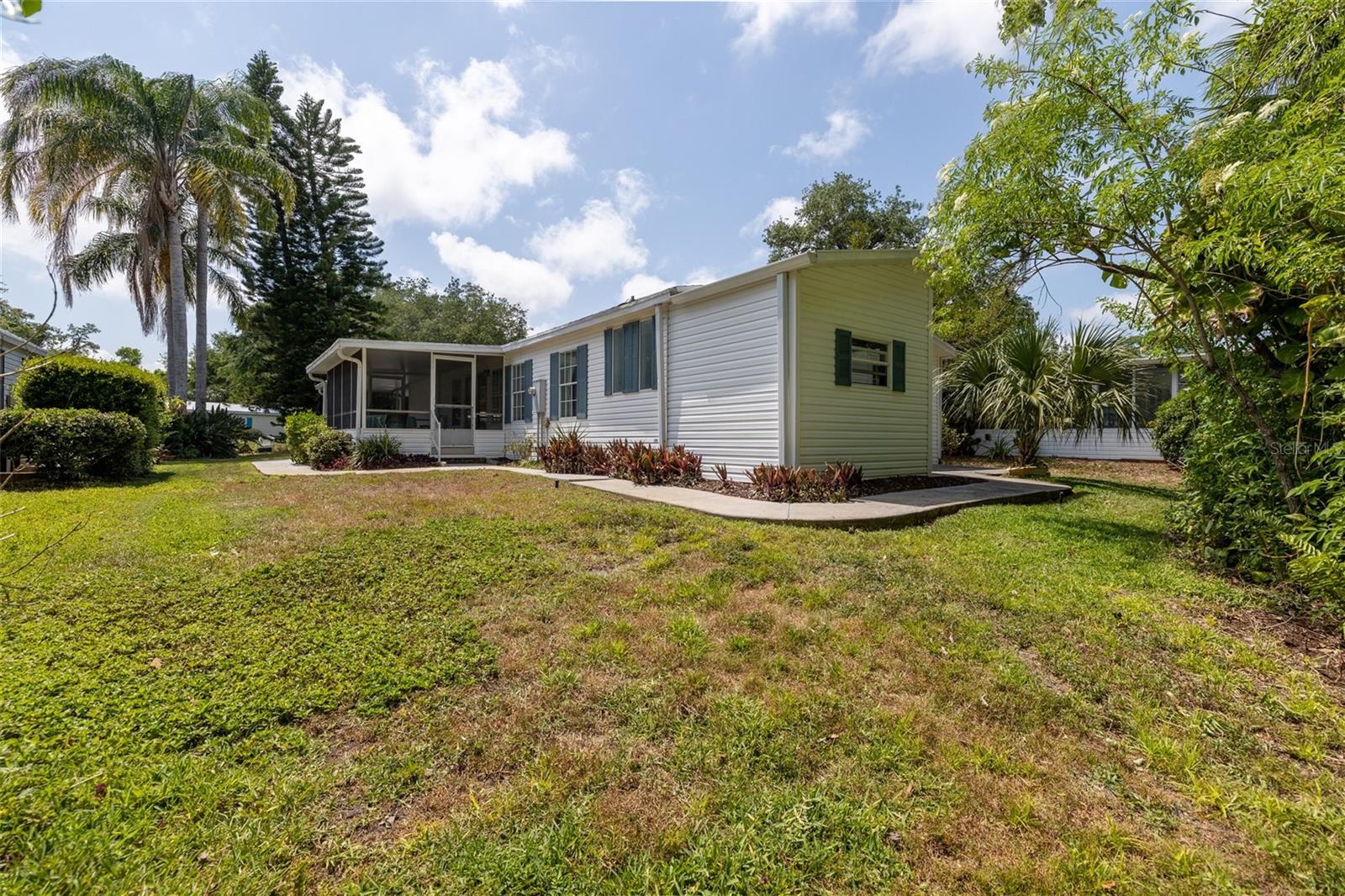 Image 9 of 49 For 509 Starboard Avenue
