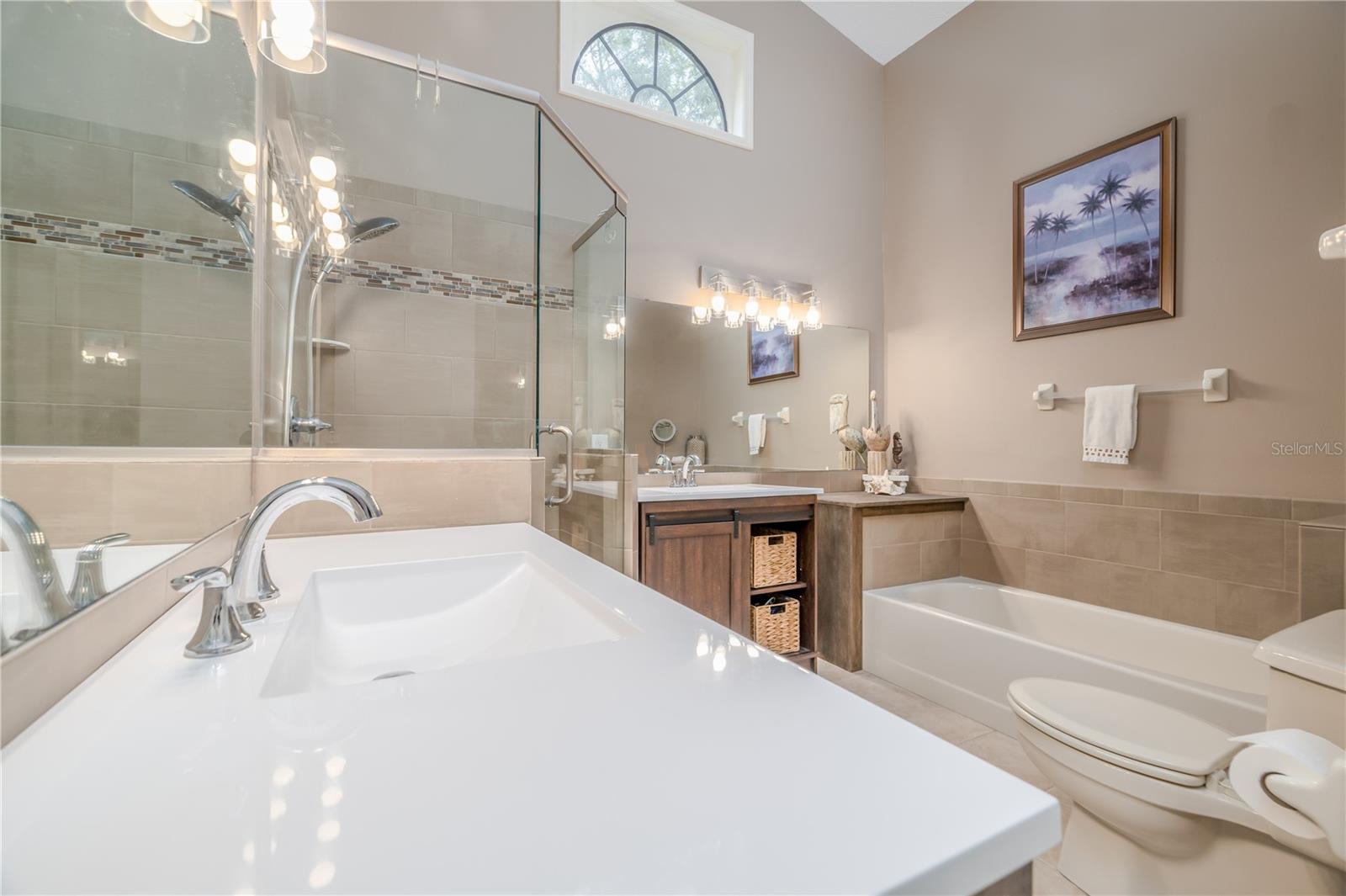 Image 16 of 31 For 815 Pine Shores Circle