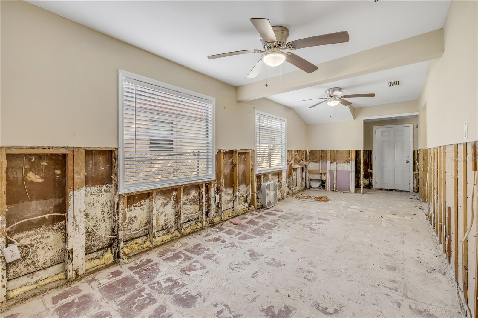 Image 10 of 13 For 431 Palmetto Street