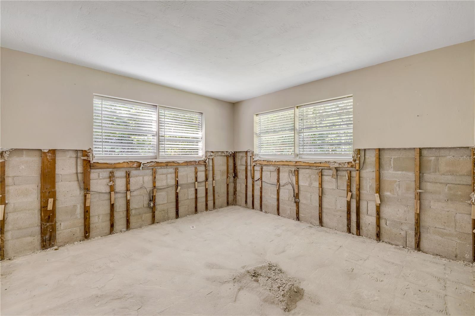 Image 9 of 13 For 431 Palmetto Street
