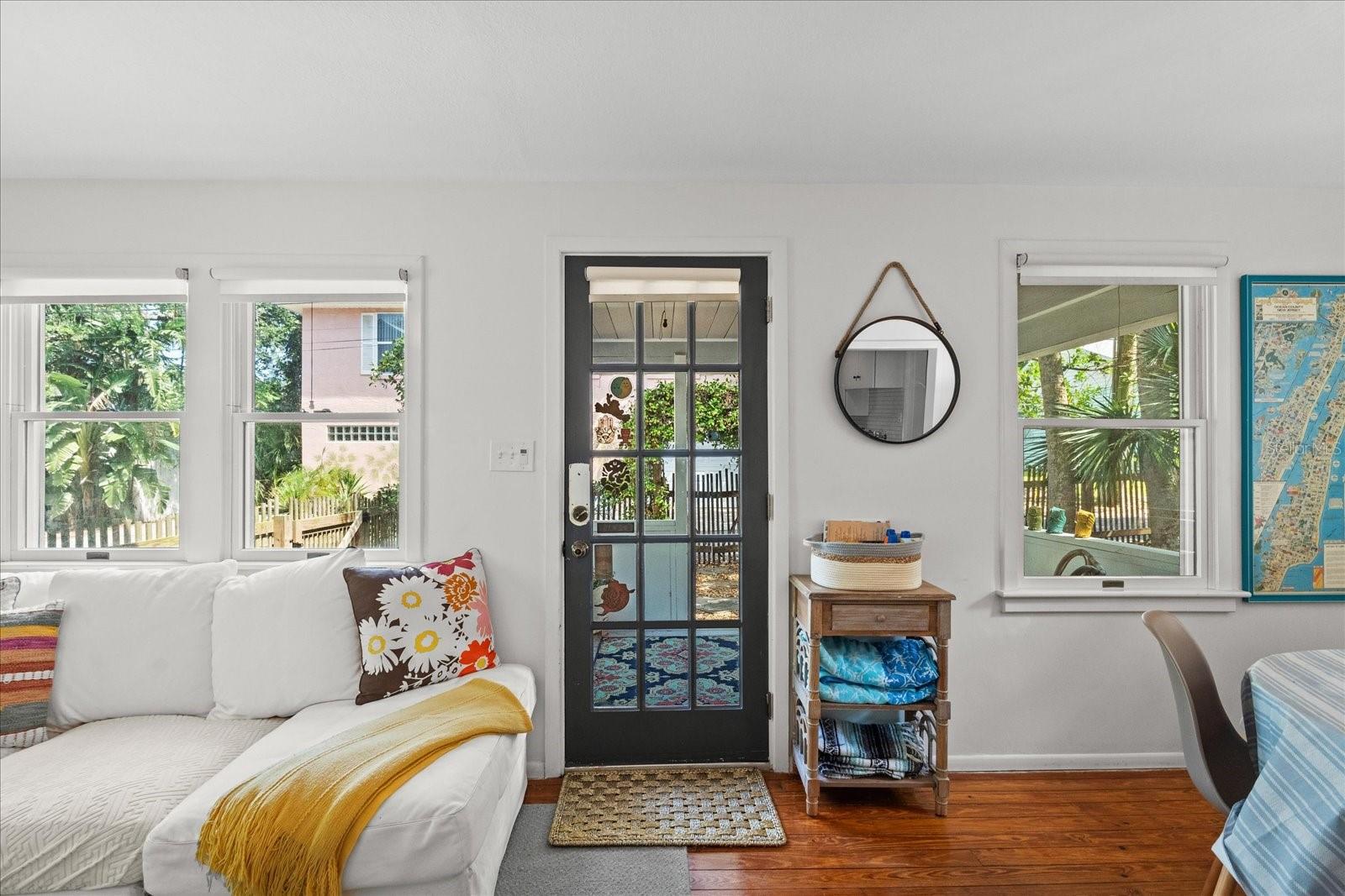Image 14 of 44 For 209 Esther Street