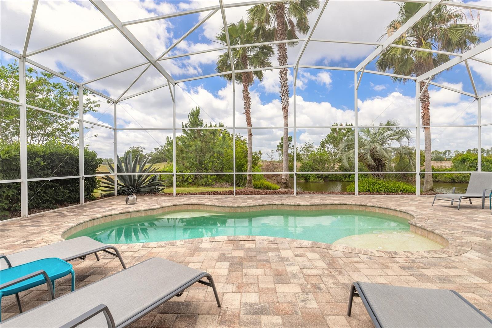 Image 12 of 66 For 2913 Linari Court