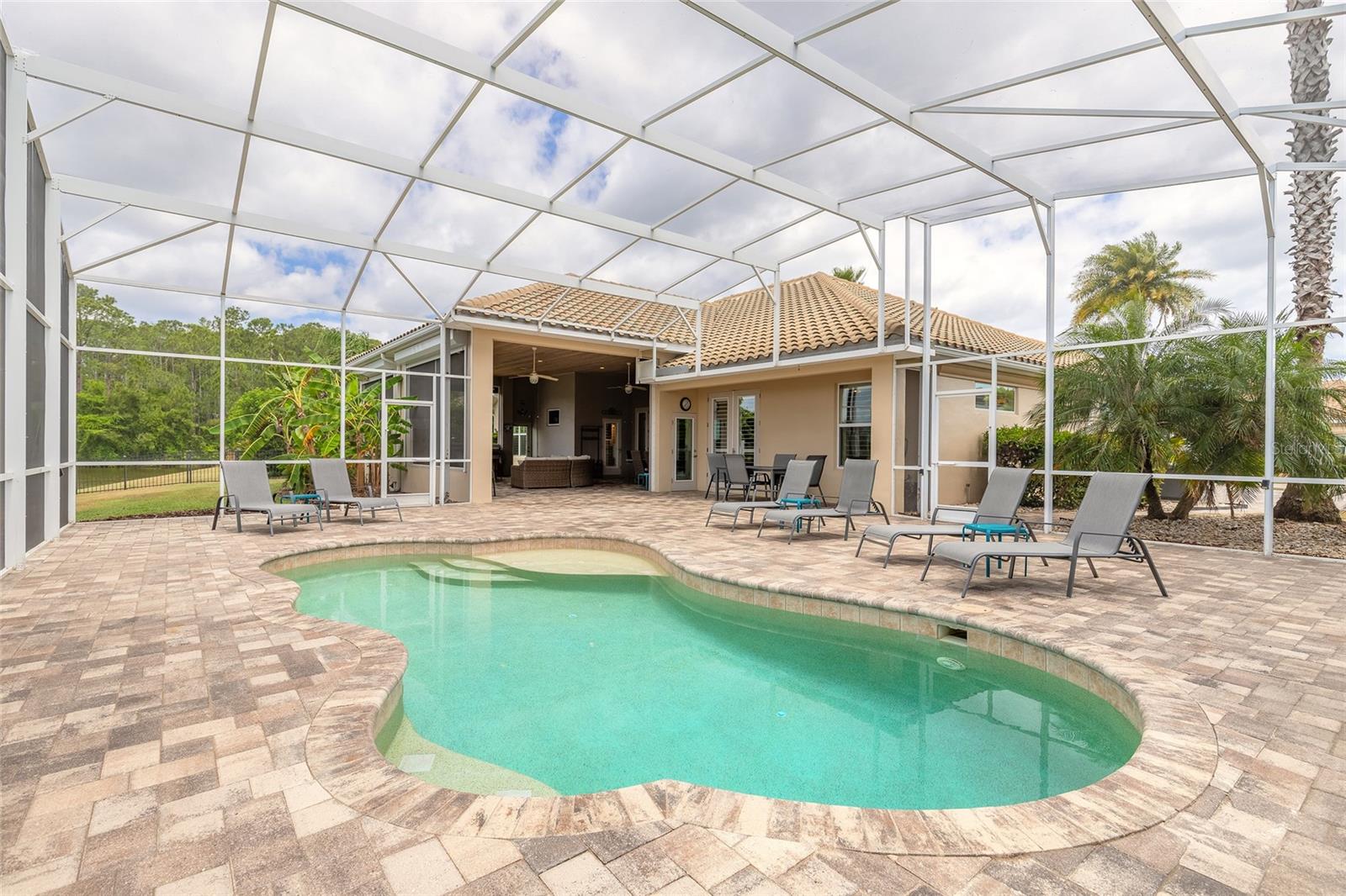 Image 13 of 66 For 2913 Linari Court