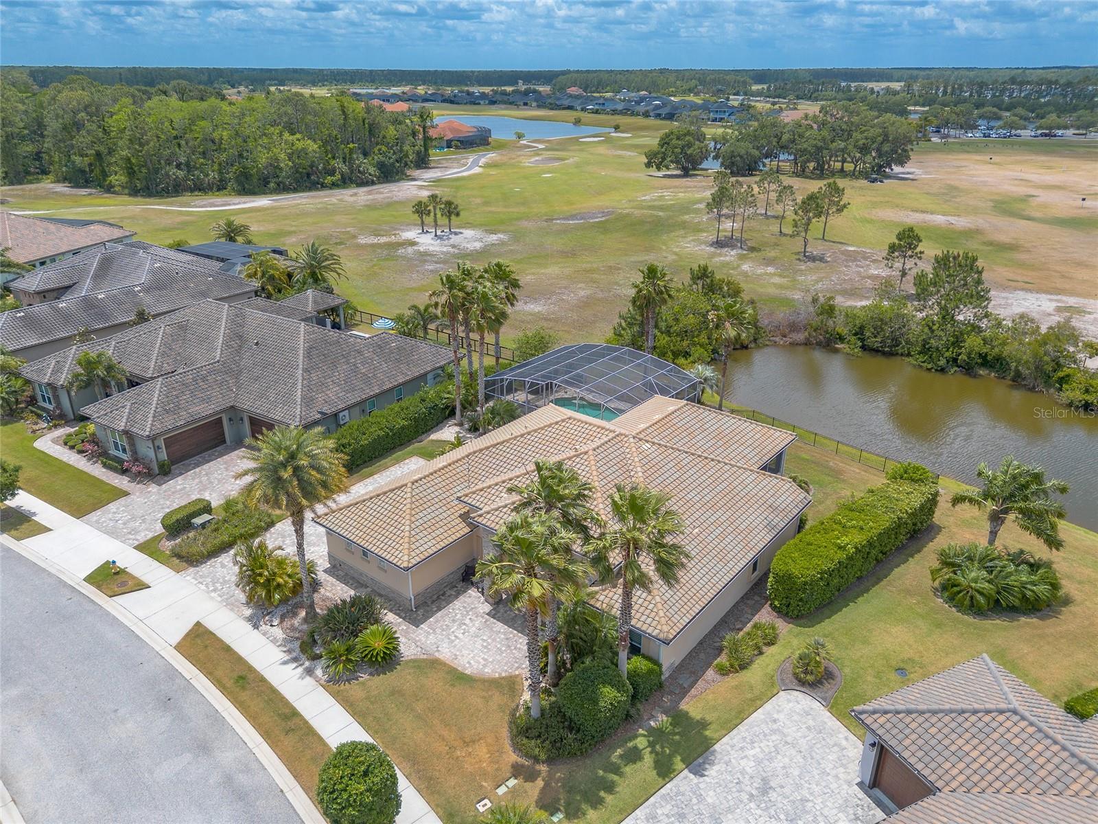 Image 14 of 66 For 2913 Linari Court