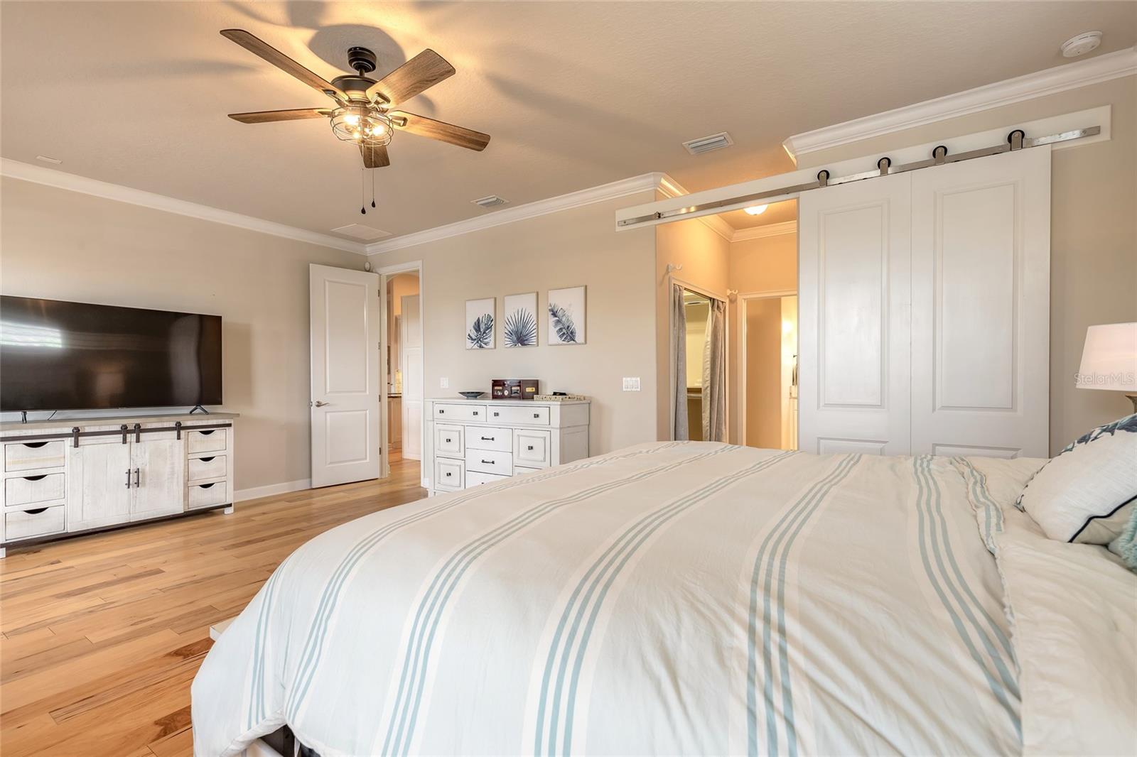 Image 19 of 66 For 2913 Linari Court