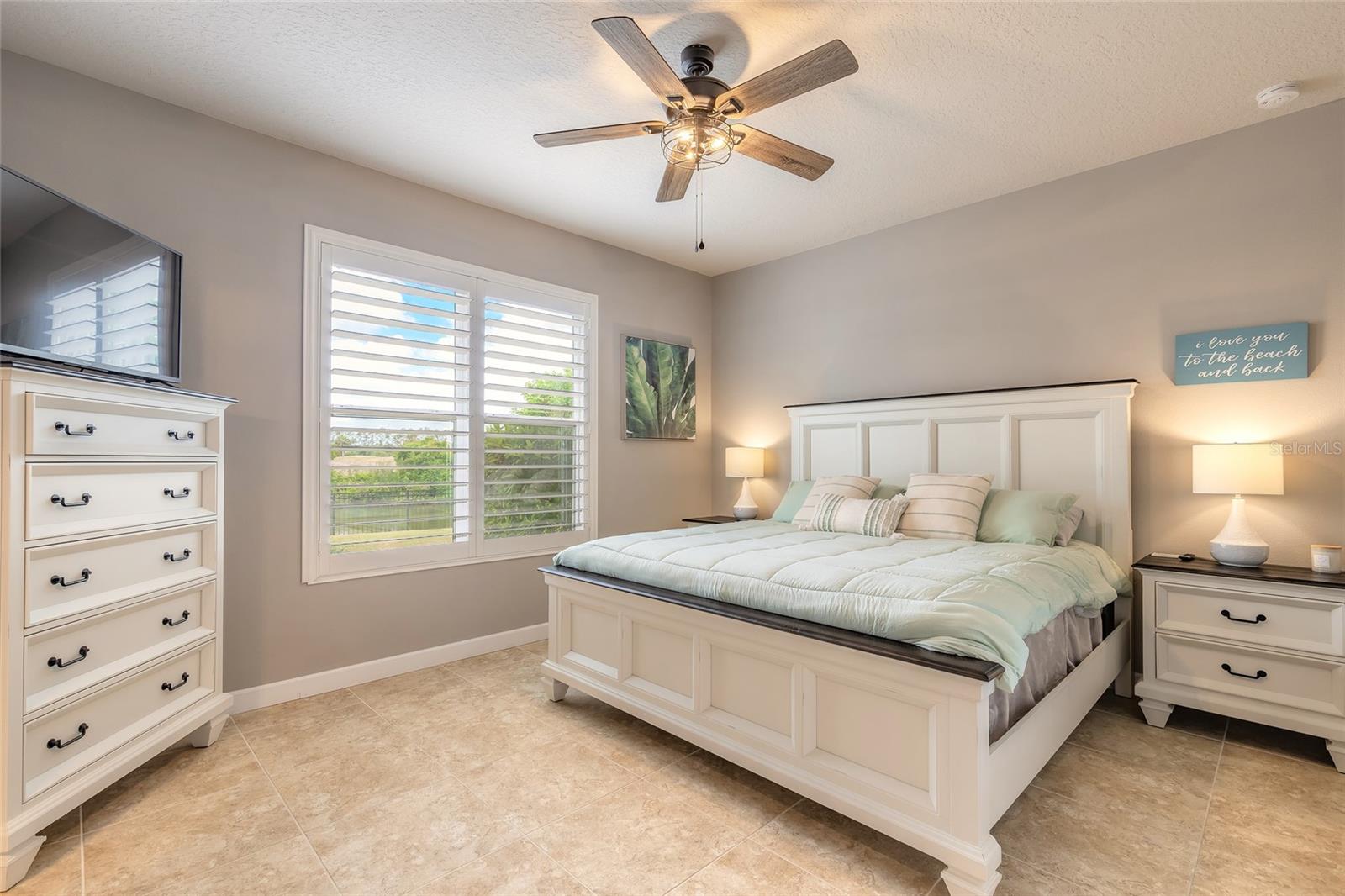 Image 25 of 66 For 2913 Linari Court