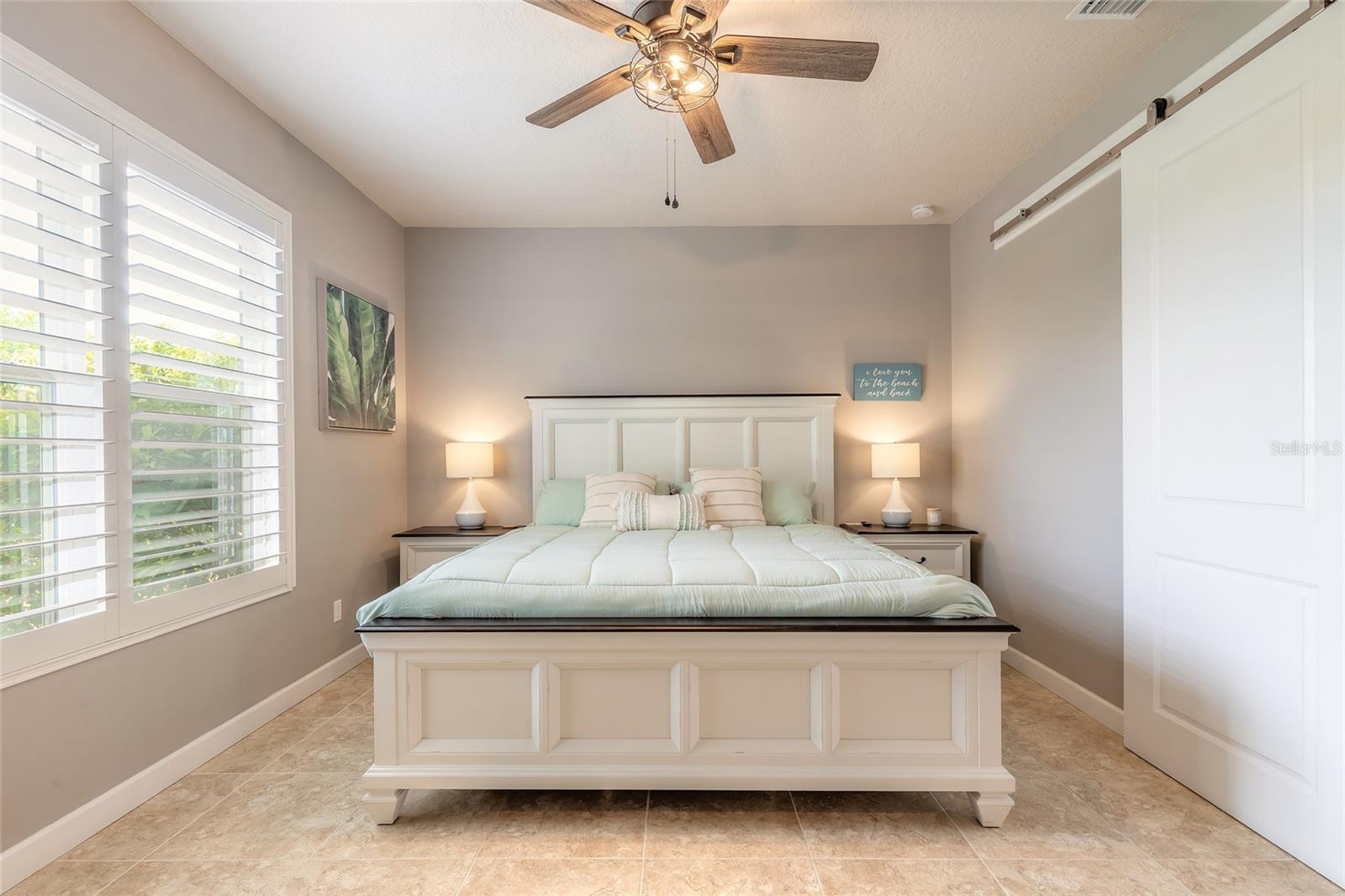 Image 27 of 66 For 2913 Linari Court