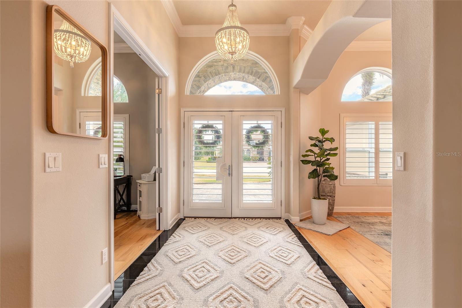 Image 35 of 66 For 2913 Linari Court