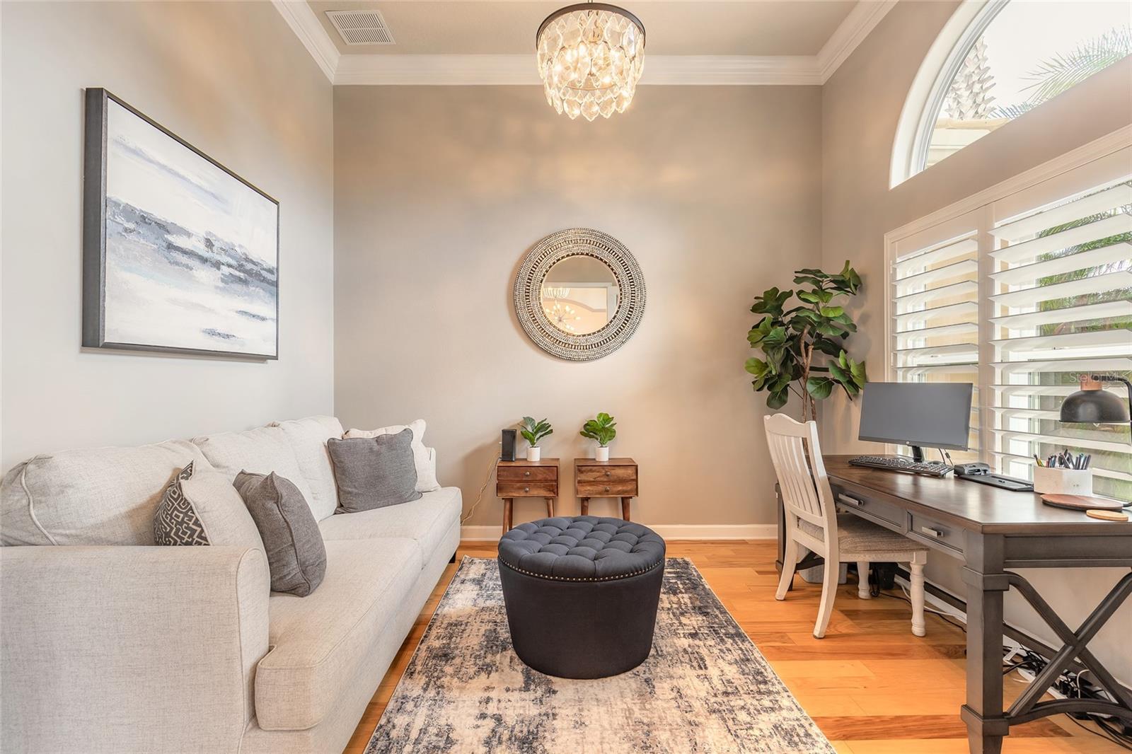 Image 36 of 66 For 2913 Linari Court