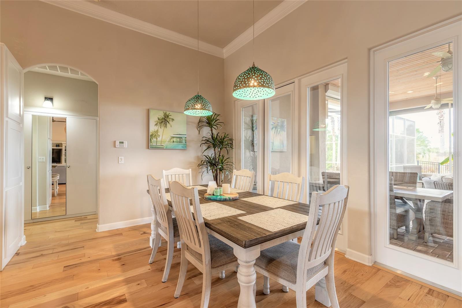 Image 45 of 66 For 2913 Linari Court