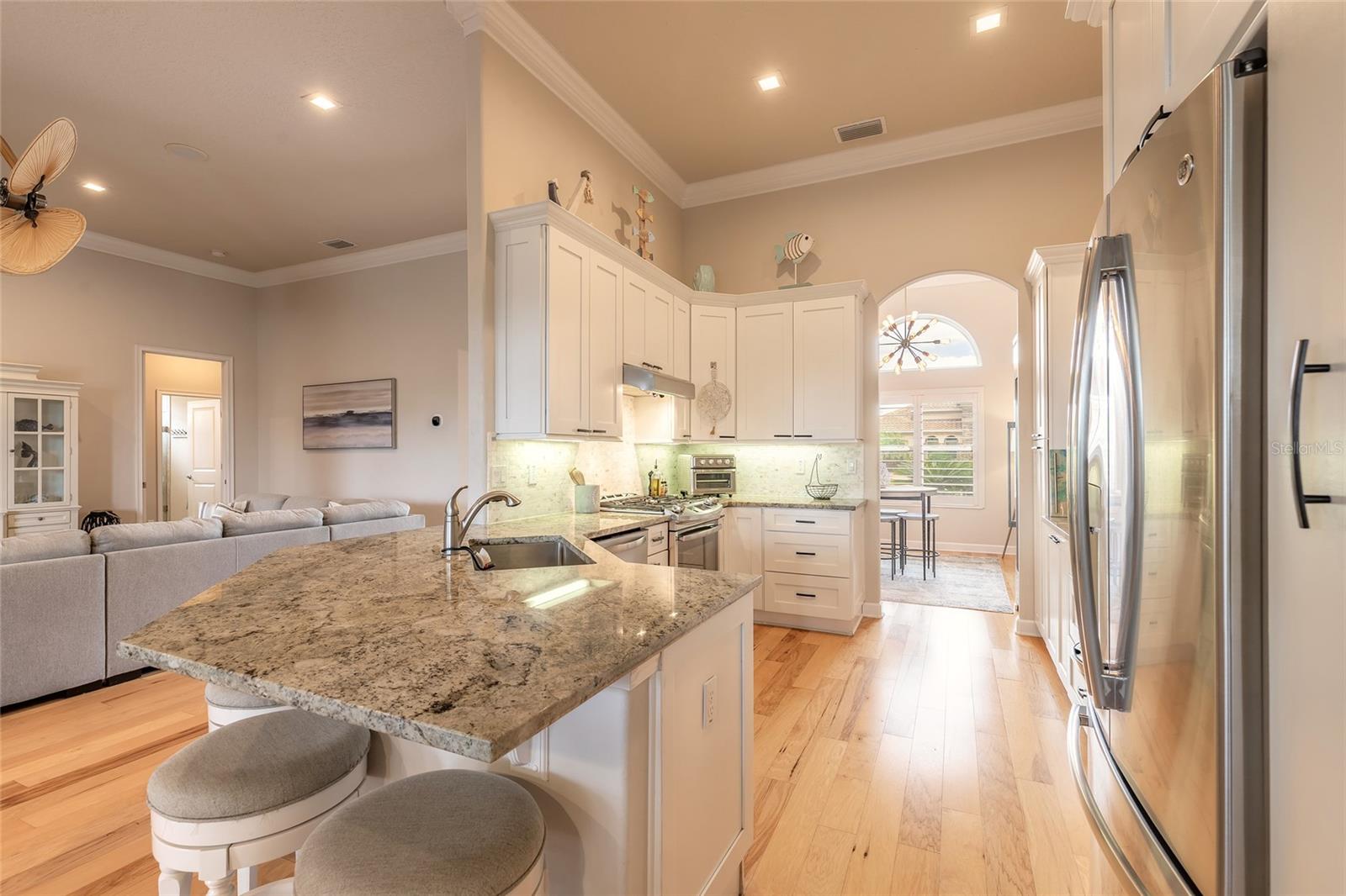 Image 6 of 66 For 2913 Linari Court