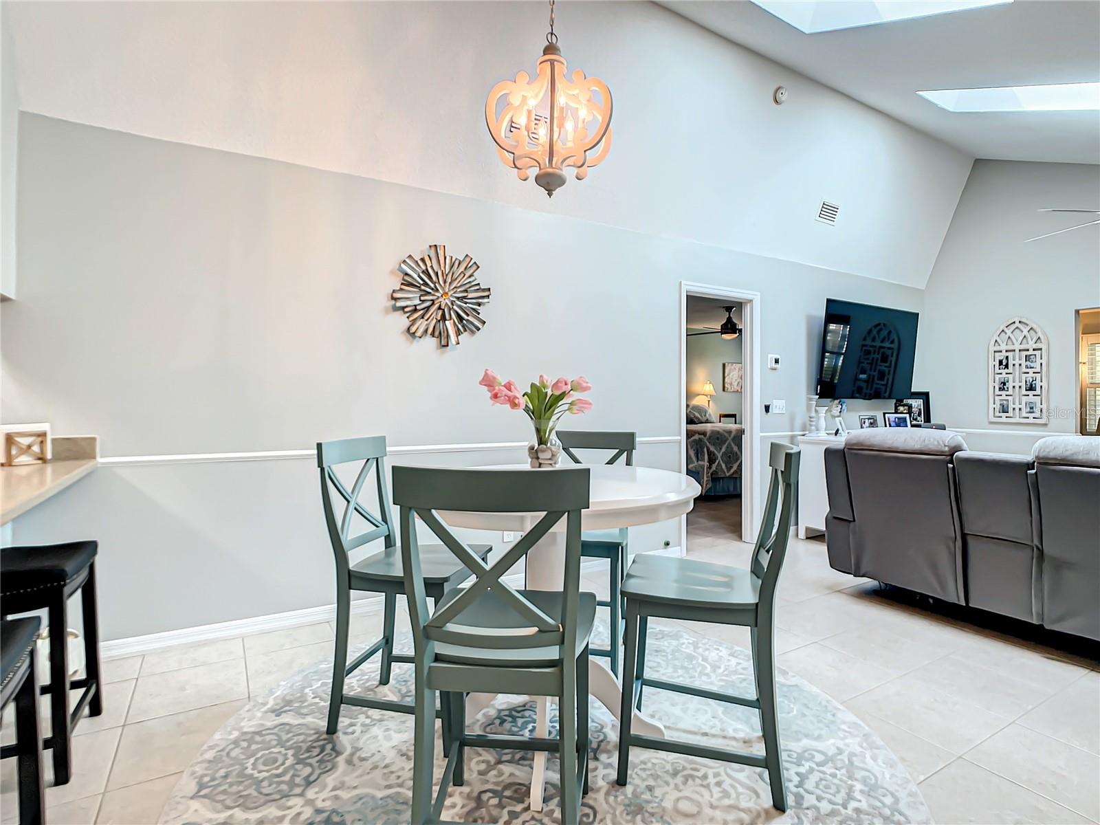 Image 13 of 36 For 116 Duck Hawk Circle 3040