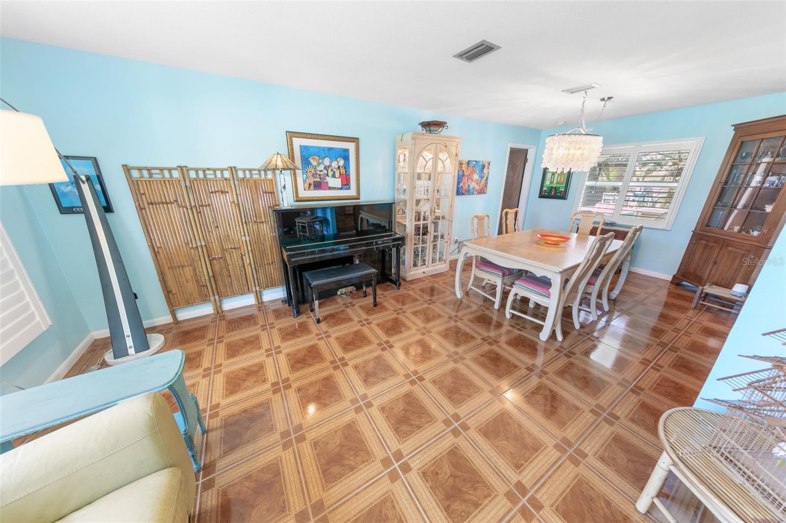Image 14 of 60 For 4350 Candlewood Lane