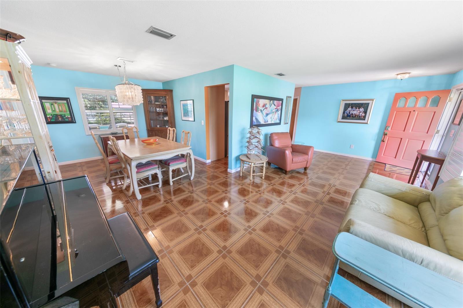 Image 5 of 60 For 4350 Candlewood Lane