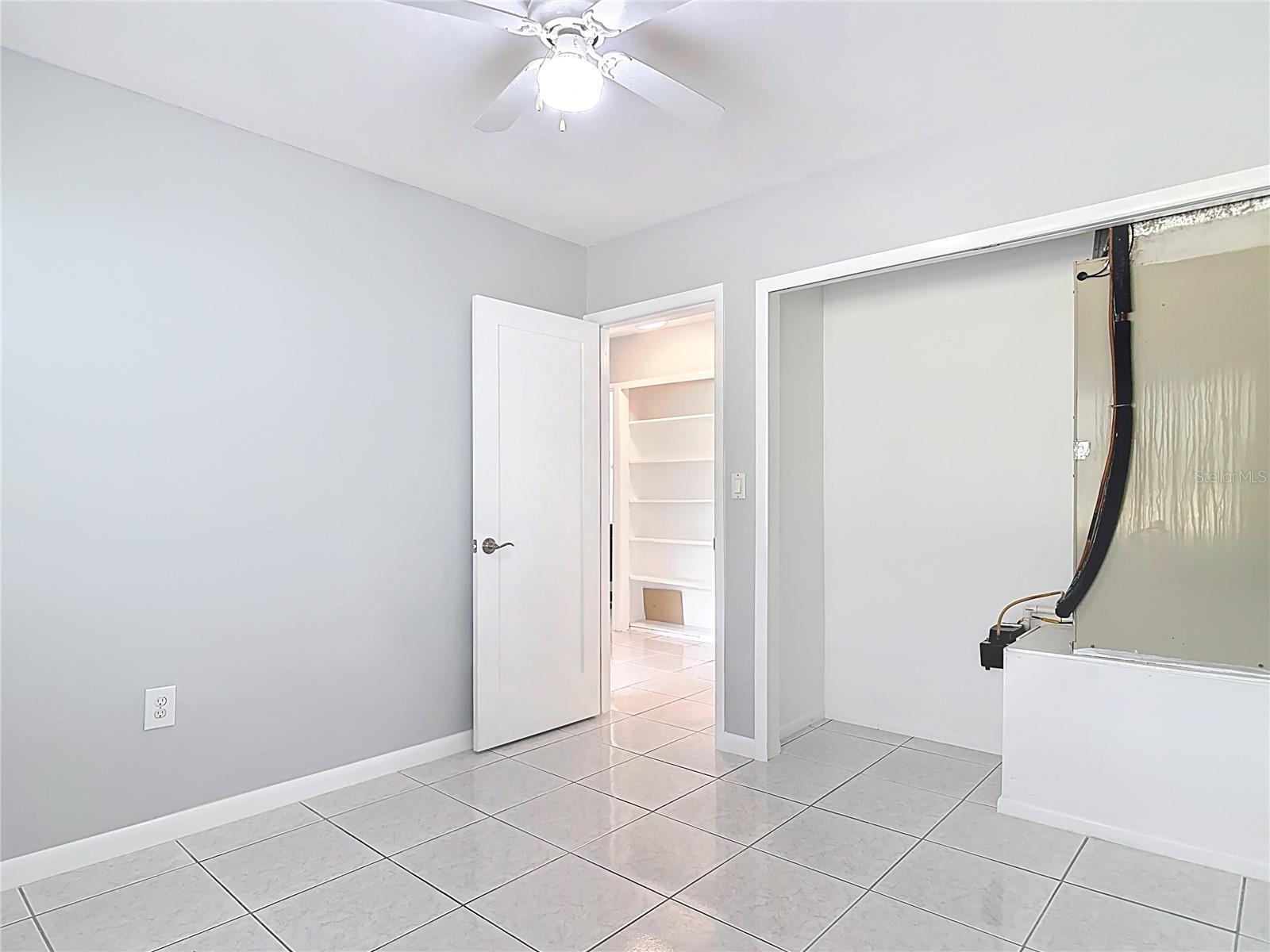 Image 24 of 51 For 1812 Bayview Drive