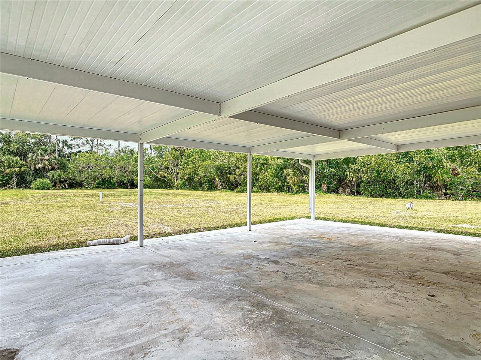 Image 43 of 51 For 1812 Bayview Drive