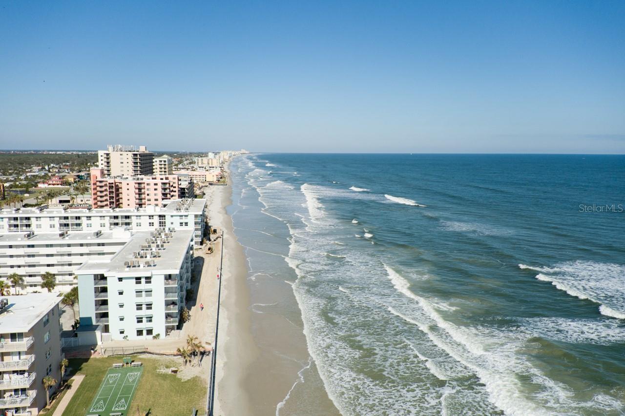 Image 2 of 25 For 4151 Atlantic Avenue 414