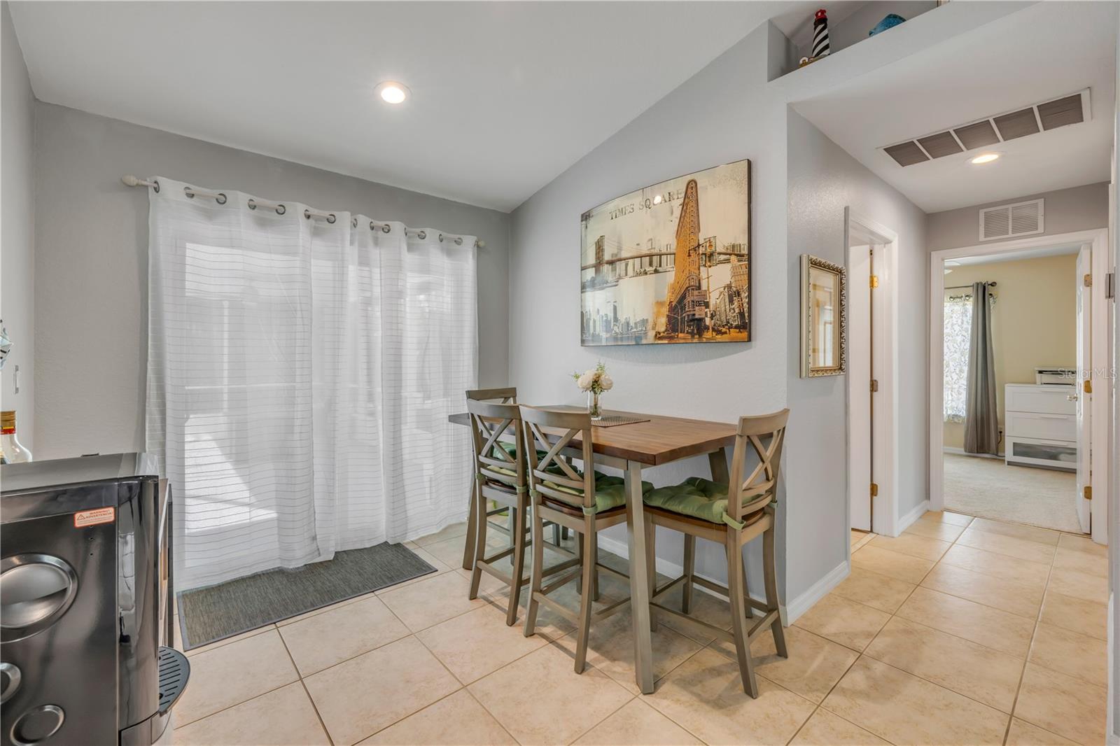 Image 21 of 49 For 995 16th Street
