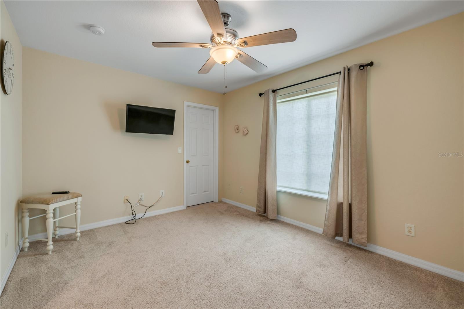 Image 24 of 49 For 995 16th Street