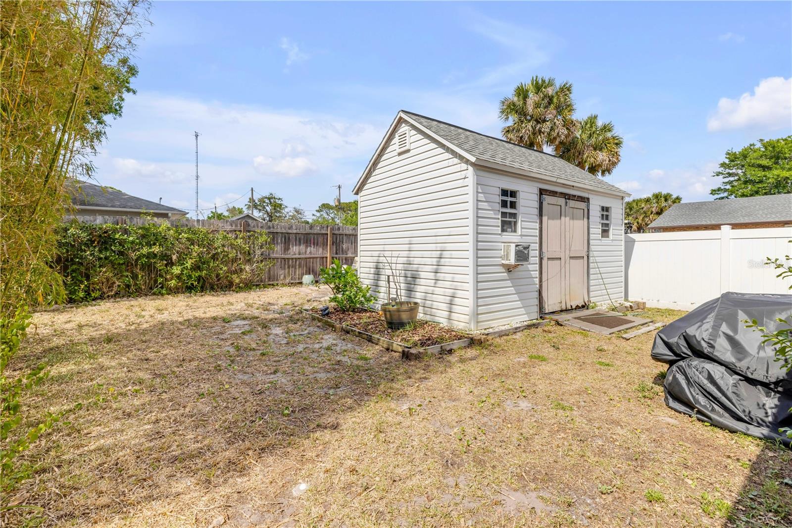 Image 39 of 49 For 995 16th Street