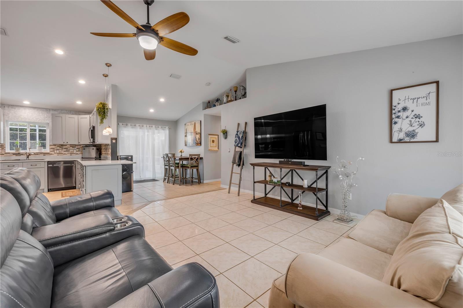Image 9 of 49 For 995 16th Street