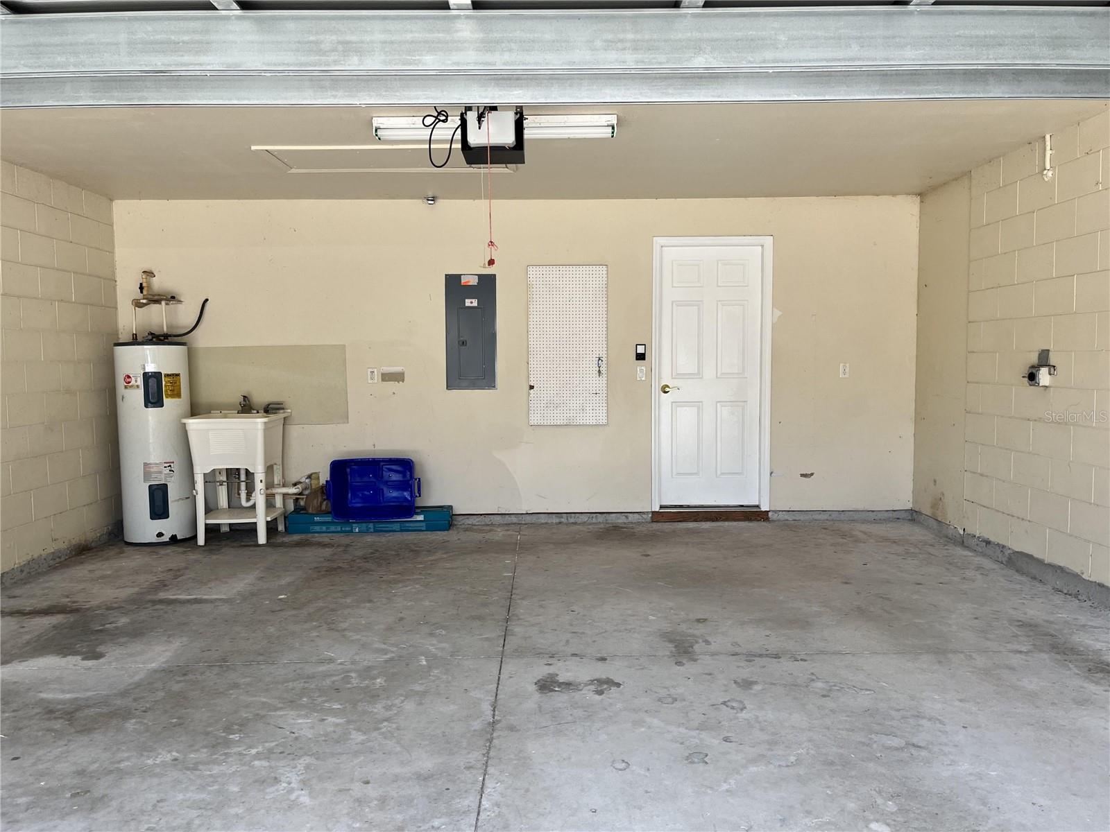 Image 18 of 23 For 519 Aeolian Drive