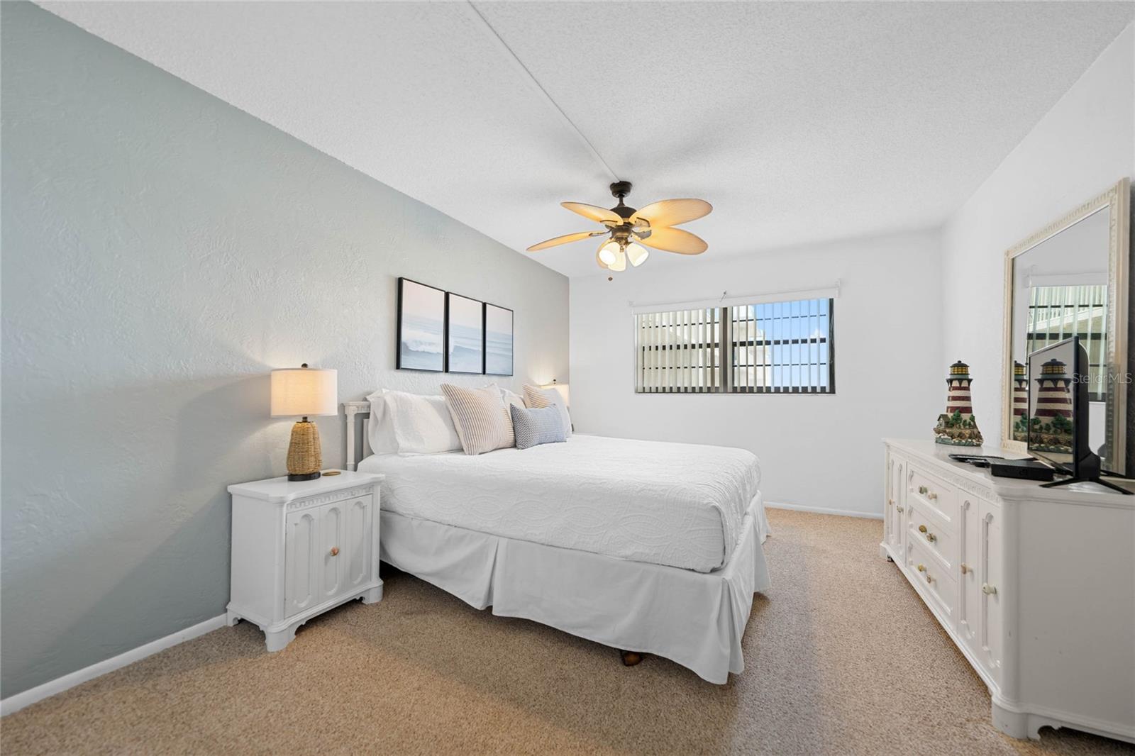 Image 10 of 16 For 4201 Atlantic Avenue 402
