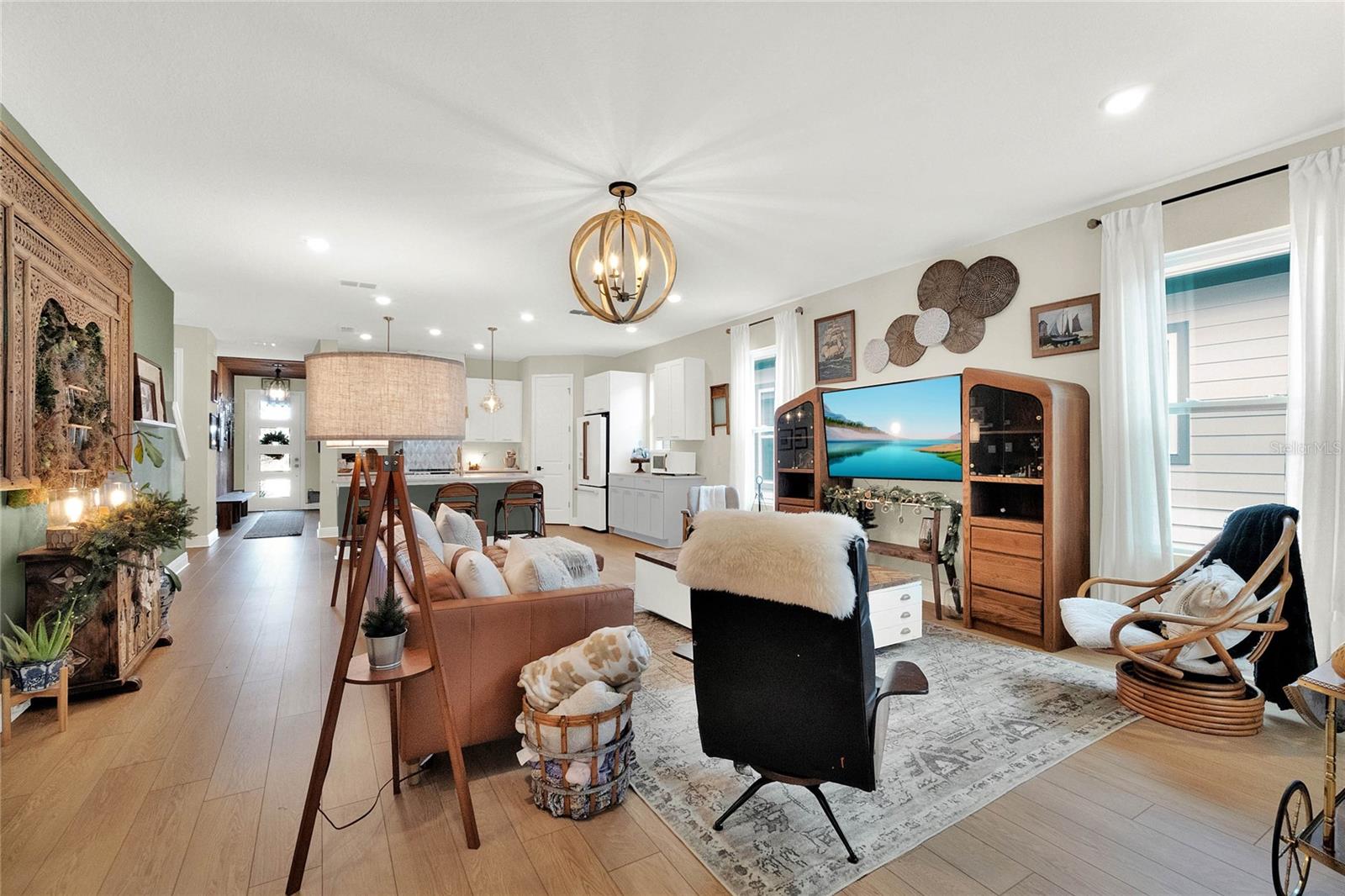 Image 8 of 47 For 6542 Rover Way
