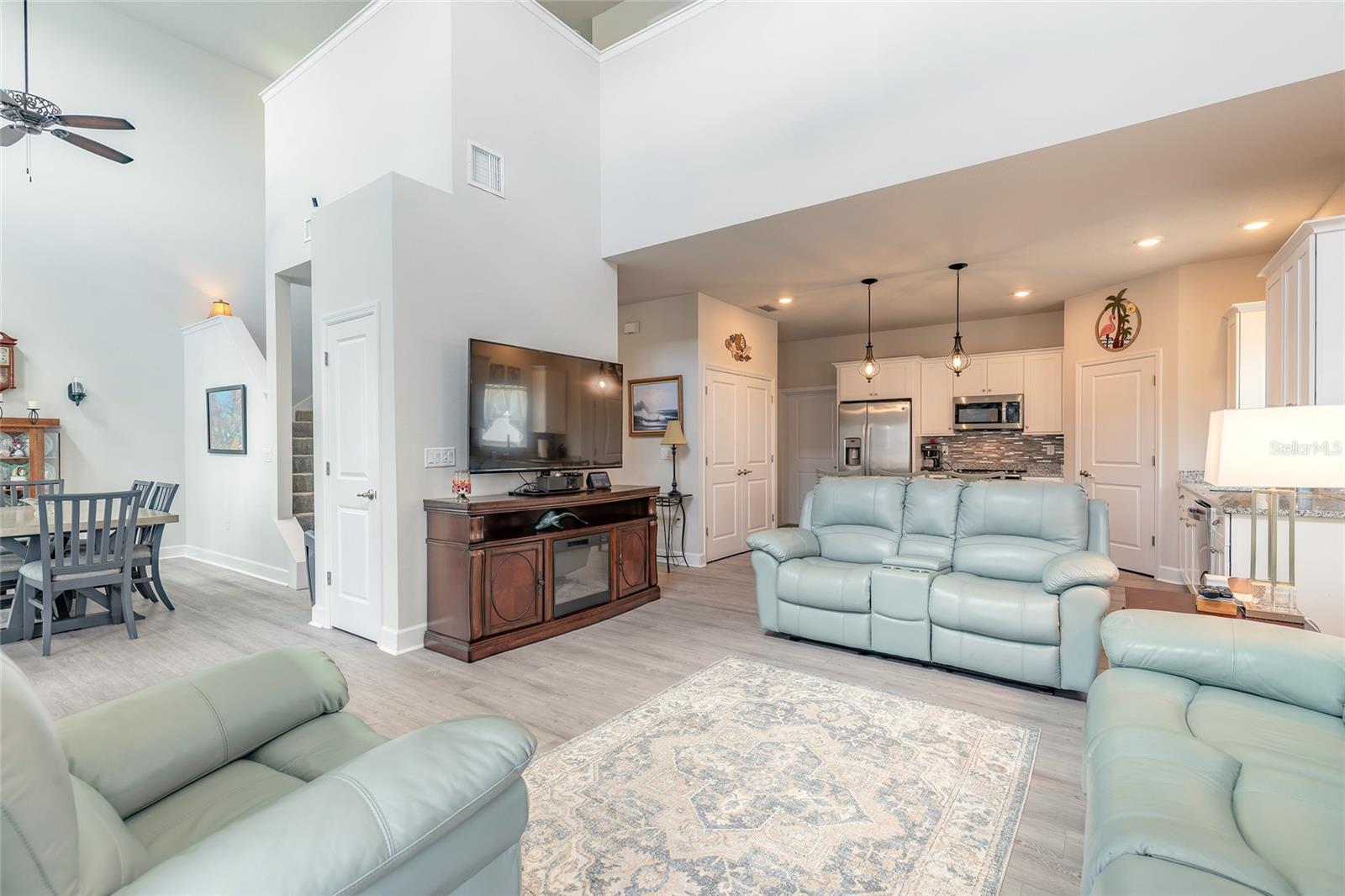Image 18 of 47 For 3136 Portofino Boulevard