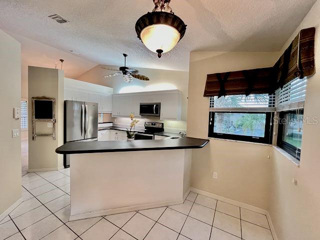 Image 11 of 47 For 439 Bouchelle Drive 202